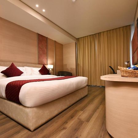 The Pribson Hotel Amritsar Exterior photo