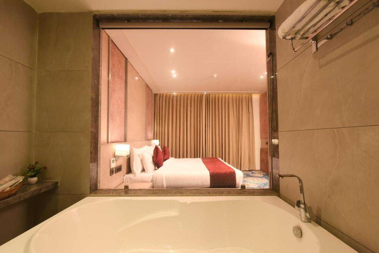 The Pribson Hotel Amritsar Exterior photo